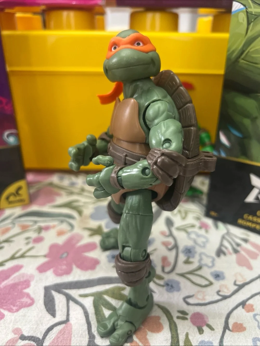 Playmates Toys Teenage Mutant Ninja Turtles Classic Collection Michelangelo, 7in